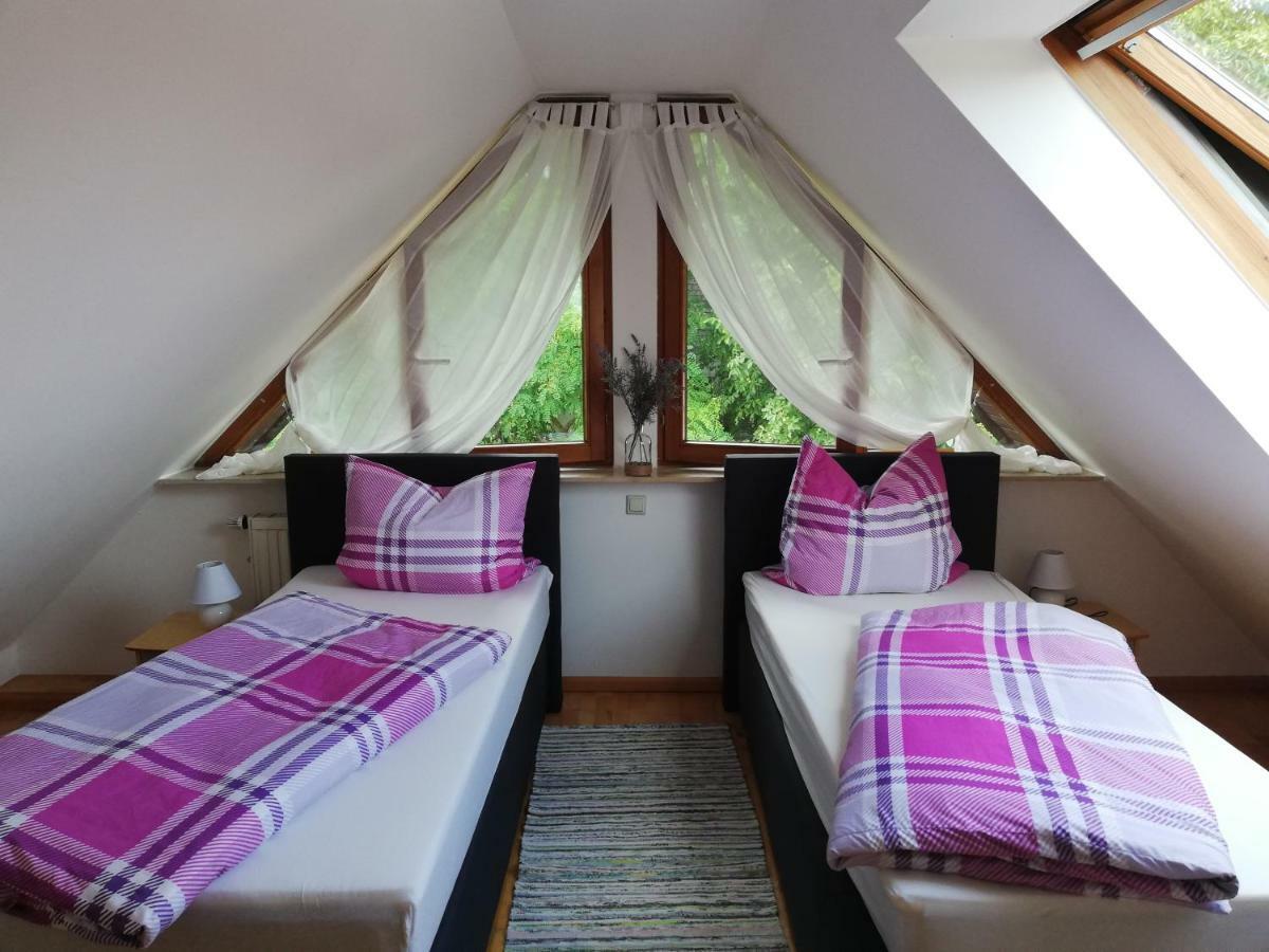 Fa Haack Apartment Neuried  ภายนอก รูปภาพ